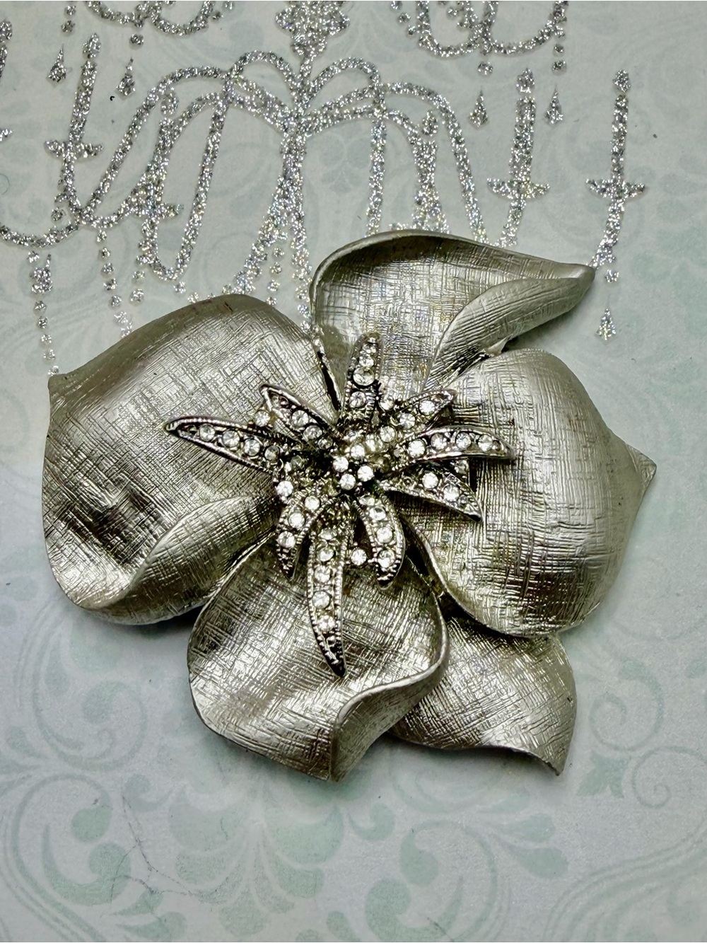 Vintage Silvery Floral Brooch #cz703